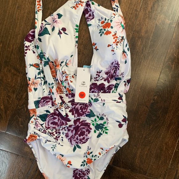 NWT Cupshe wrap swimsuit - Picture 2 of 3